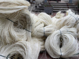 Vietnamita 1,5mm Núcleo de ratán blanqueado Muebles de jardín Artesanía Materia prima Hecho Vietnam HNIECO Marca 25/50kg (Mr.Huy - Product Image 2