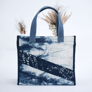 Sac fourre-tout en toile indigo tie-dye pour femmes/unisexe, sac de shopping en coton batik naturel écologique, sac de plage en tissu imprimé personnalisé - Product Image 2