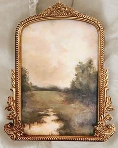 กรอบรูปโค้งสีทองสไตล์ยุโรปคลาสสิกวินเทจ พร้อมดีเทลตกแต่งแบบบาโรกโบราณสุดหรู สำหรับตกแต่งบ้านอย่างมีระดับ - Product Image 3