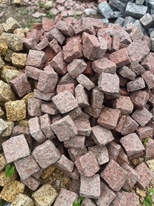 Best Selling Natural Red Granite Cobblestone with Brushed Surface and Cut-to-Size for Driveway Courtyard Garden <b>Paving</b> - Product Image 3