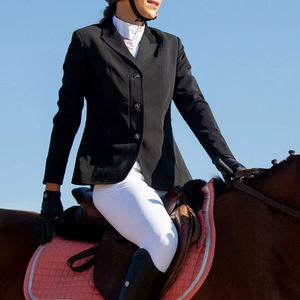 Vêtements d'équitation durables fabriqués avec un tissu haute performance assurant chaleur, protection et un look élégant pour l'équitation - Product Image 6