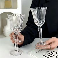 Flûtes et gobelets en verre rétro transparent, verres à vin blanc, verres à vin rouge, verres à champagne, verres à brandy, verres à shot