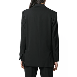 Blazer pour femmes sur mesure en gros, noir, manches longues, poches latérales, ouverture devant, design classique, nouveau design sororité, veste OEM pour femmes - Product Image 2