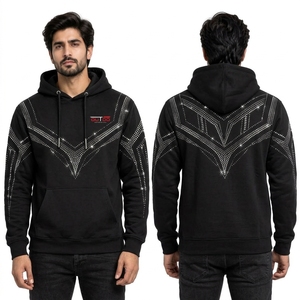 Sweat-shirt personnalisé avec des pierres brillantes, tissu doux et respirant, coupe confortable et construction durable. - Product Image 6