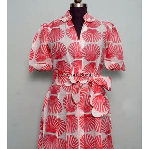 Vestido midi floral de algodón 100% ecológico para mujer, estilo Kangura, cuello en V, manga corta, decoración con botones, lavable. - Product Image 4