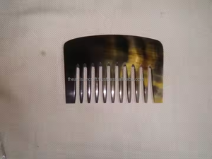 ฮอร์นที่ทำด้วยมือหวีผมธรรมชาติทนทานและอ่อนโยนอุปกรณ์เสริมสำหรับผมที่เหมาะสำหรับการนวดและจัดแต่งทรงผมหนังศีรษะโดยช่างฝีมือ - Product Image 3