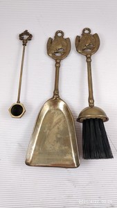 Vintage Metal Dust <b>Pan</b> & Broom Set - Bratz Decorative Wall Hanging - Product Image 1