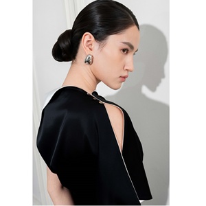 Wholesale Products Sale Shirt For Women ODM NAYAN SILK-SATIN <b>TOP</b> MISSION SATIN Spring Season Short Sleeve Elegant Blouses - Product Image 4