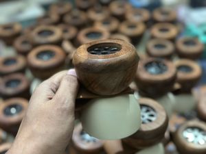 Quemador de Incienso Religioso Hecho a Mano de Madera de Sándalo de Alta Calidad Moderno para el Hogar, Regalo para la Oración - Product Image 2