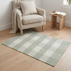 Tapis décoratif en coton tissé à la main à carreaux rose poudré pour chambre d'enfant et décoration intérieure contemporaine - Product Image 2