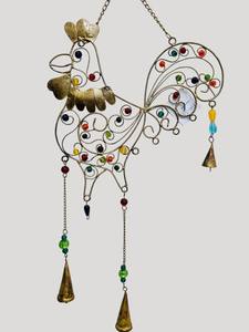 Campana de Viento Artesanal de Hierro y Latón Bañada en Oro con Cuentas Coloridas en Forma de Gallo, Tamaño Personalizado - Decoración Colgante Ecológica para el Hogar - Product Image 4