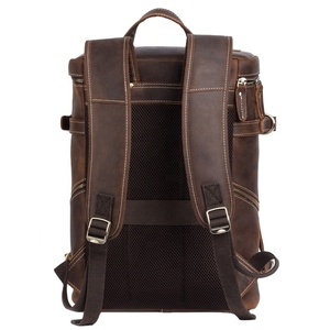 Bolsas de Gimnasio Impermeables de Alta Calidad de 50-70L, Colores Personalizados, Precio de Fábrica, Venta Caliente, Bolsa Deportiva con Impresión Personalizada para Venta en Línea - Product Image 4