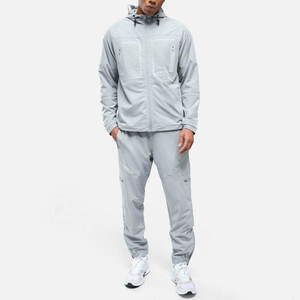 Conjunto Deportivo de Dos Piezas para Hombre, Chaqueta Cortavientos con Cremallera, Tejido Transpirable, para Deportes al Aire Libre, Talla Grande - Product Image 1