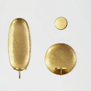 Ensemble de deux appliques murales en métal doré texturé avec des plaques arrière rondes et ovales pour une décoration murale élégante de la maison - Product Image 5