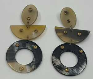 ต่างหูทำจากเขาสัตว์แท้แกะสลักด้วยมือ เป็นมิตรกับสิ่งแวดล้อม หรูหรา ทันสมัย คุณภาพสูง สำหรับผู้หญิงและเด็กผู้หญิง 100% จากธรรมชาติ - Product Image 5