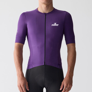 Combinaison légère de haute qualité, idéale pour une utilisation en extérieur et un confort décontracté lors du cyclisme. - Product Image 5