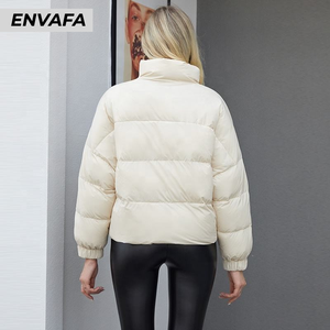Chaqueta de plumón corta con cremallera para mujer, nueva, a la moda, cálida, informal, estilo burbuja, venta al por mayor - Product Image 2