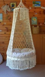 Handmade Rope-Woven <b>Hanging</b> Basket <b>Chair</b>, Hammock, Bohemian Courtyard <b>Swing</b> for Indoor & Outdoor Use - Product Image 3