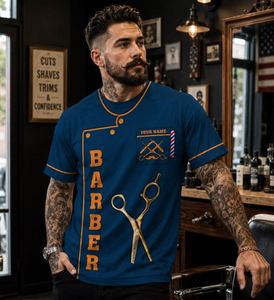T-shirt de Barbier Personnalisé sur Mesure avec Ciseaux – Uniforme Formel Respirant en Satin pour Salon de Coiffure – Cadeau pour Hommes et Femmes - Product Image 2
