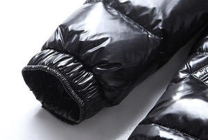 Chaqueta Clásica Acolchada con Capucha para Hombre, Abrigo de Invierno Resistente, Tejido Acolchado Transpirable de Secado Rápido para Actividades al Aire Libre 2026 - Product Image 4