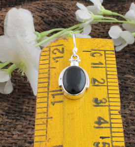 ต่างหูออนิกซ์สีดำธรรมชาติ เงินแท้ 925 ต่างหูแบบห้อยสไตล์วินเทจ พลอยรูปไข่แท้ งานวิคตอเรียนสุดหรู สำหรับงานแต่งงานและงานปาร์ตี้ - Product Image 5