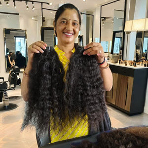 Vente en gros d'extensions de cheveux de temple indien vierge non transformés à 100% ° vague libre de Tengle naturel brut vague naturelle bouclée noire GRATUITE - Product Image 1