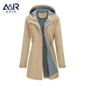 Veste de pluie imperméable à capuche zippée unie pour femme, parka mi-longue softshell avec doublure Sherpa pour l'automne et l'hiver - Product Image 1