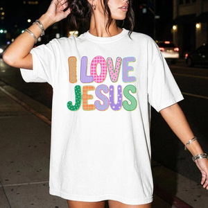 T-shirt oversize pour femme, col rond, manches courtes, 100 % coton, coupe ample, imprimé bouffant, motifs chrétiens colorés, cadeau de foi - Product Image 2