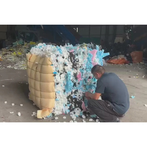 Residuos de espuma de polietileno de tamaño personalizado para la producción de pellets reciclados y proyectos de espuma industrial - Product Image 3