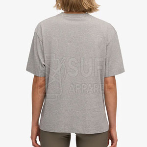 เสื้อยืดโอเวอร์ไซส์สำหรับผู้หญิงทรงแอธเลติกประสิทธิภาพสูง ตะเข็บออกแบบตามหลักสรีรศาสตร์ เพิ่มความคล่องตัวสำหรับผู้หญิงยุคใหม่ - Product Image 4