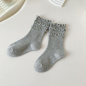 Chaussettes en coton tricoté doux et respirant de haute qualité pour bébés filles, chaussettes pour tout-petits pour l'hiver, logo personnalisé, vente en gros - Product Image 6