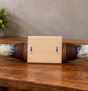 Décoration murale rustique artisanale en corne de bœuf naturelle, paire de cornes de Longhorn avec enveloppe en cuir et support en bois - Product Image 2