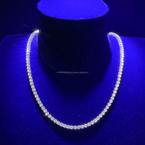 Collier chaîne tennis avec pierres rondes étincelantes et maillons sécurisés, finition ton rose, bijoux de mode pour femmes - Product Image 1