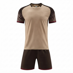 เสื้อฟุตบอลสั่งทำขายส่ง กางเกงขาสั้น คอกลม แขนสั้น เป็นมิตรกับสิ่งแวดล้อม แห้งเร็ว ระบายอากาศได้ดี ผลิตจากผ้าสแปนเด็กซ์/โพลีเอสเตอร์ - Product Image 1