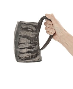Tasse en corne viking faite à la main, forme irrégulière, style vintage, motif naturel poli, pour fêtes, vaisselle et assiettes - Product Image 2