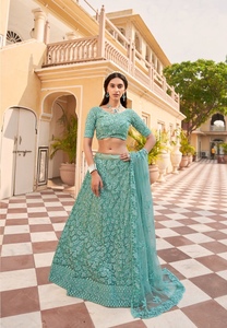 Lehenga Choli Moderno Semisellado de Longitud Completa con Bordado y Lentejuelas para Mujer - Ideal para Fiestas y Bodas - Product Image 5