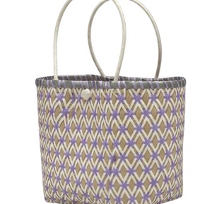 Sac à main en plastique tissé à motifs géométriques et sac artisanal élégant pour femme, idéal pour la plage, les voyages et les vacances. - Product Image 4