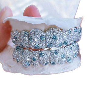 Grillz de Moissanita Personalizados, Bicolor Azul y Blanco, de Plata 925, con Incrustaciones de Piedras, que Pasan la Prueba del Diamante, Joyería Hiphop para Dientes - Product Image 3