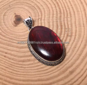 Pendentif en Labradorite Pendentif fait main Pendentif en pierre précieuse Bijoux de guérison Bijoux Boho Bijoux en pierre précieuse Collier Cadeaux de fiançailles - Product Image 3