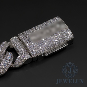Nouveau bracelet tennis de luxe en diamants pour femme, pierres rondes et fermoir élégant, disponible au prix export. - Product Image 2