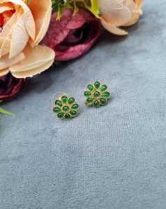 Flower Design Necklace With Matching <b>Stud</b> <b>Earrings</b> Ethnic Festive Wear Jewellery Set Gold Plated Light Weight Necklace Wholesale - Product Image 6