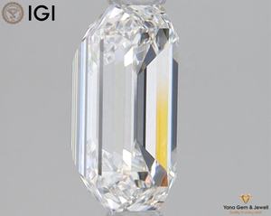 Solitaire 2.00 Ct Emerald Cut Diamond CVD Lab Grown 8.45 MM F Color VS1 Clarté IGI Certifié Créez votre bague de rêve - Product Image 5