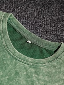 Ensemble deux pièces vert délavé à l'acide pour homme : T-shirt col rond imprimé et short – Tenue décontractée d'été avec impression par transfert thermique 100 % coton - Product Image 5