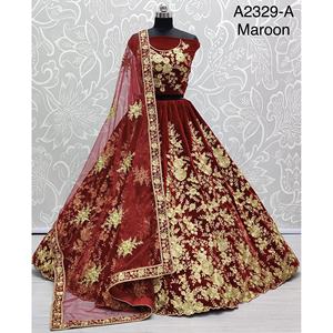 Collections de velours de vêtements de mariée indiens pour la mariée avec le travail de Zarkhan par Fabzone - Product Image 1