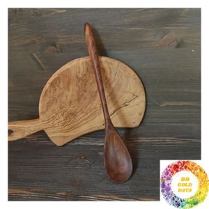 Cuchara de Madera de Nogal, Regalo para el Día de la Madre, Utensilio de Cocina Natural Hecho a Mano para Mamás, Cocineros Caseros y Celebraciones Especiales - Product Image 2