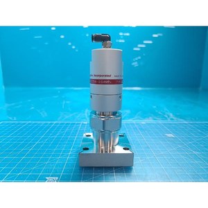 Válvula de Diafragma Neumática FUJIKIN 316L TIPO N.C 473393, Usada, Piezas de Equipos Legacy Semiconductor - Product Image 2
