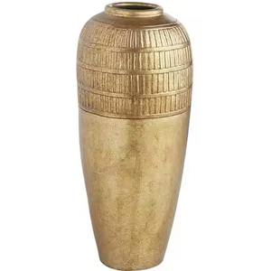 Vases à fleurs en métal pour l'aménagement floral intérieur, style contemporain - Product Image 1