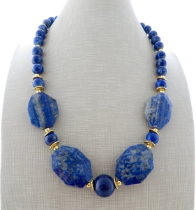 2023 nueva llegada Collar personalizado de moda hecho a mano resina con cuentas joyería de moda FORMA DE amante clásico productos populares - Product Image 1