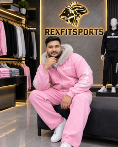 ชุดวอร์มผู้ชาย REXFITSPORTS 2026 สีชมพู มีฮู้ดขนเฟอร์ ซิปเต็มตัว ลายกราฟิก ผ้าฝ้ายผสมโพลีเอสเตอร์ 280–300 GSM ชุดจ็อกเกอร์สตรีทแวร์ - Product Image 6