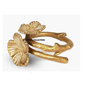 Anillo de Servilleta Redondo de Latón Forjado de Alta Calidad con Diseño Único y Lujoso, con Acabado Brillante y Mate para Fiestas - Product Image 2